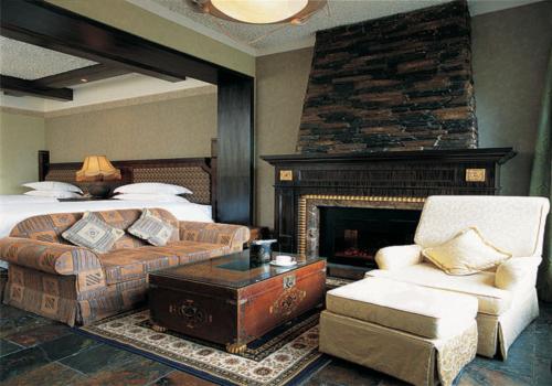 九寨天堂洲際度假酒店客房設(shè)計(jì)效果圖