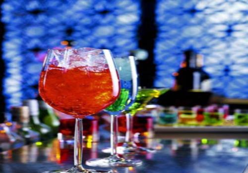雞尾酒酒吧設(shè)計(jì)效果圖