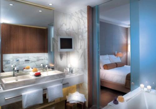 伯納斯酒店客房設(shè)計效果圖