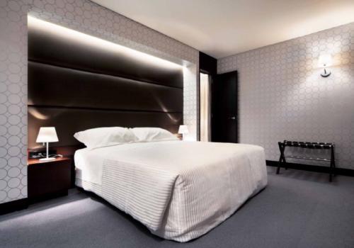 集低調(diào)、高雅、奢華于一身的波爾圖帕拉西奧酒店客房設(shè)計(jì)效果圖