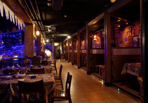 本土特色的哈爾濱洛克凱賓酒吧設(shè)計(jì)效果圖