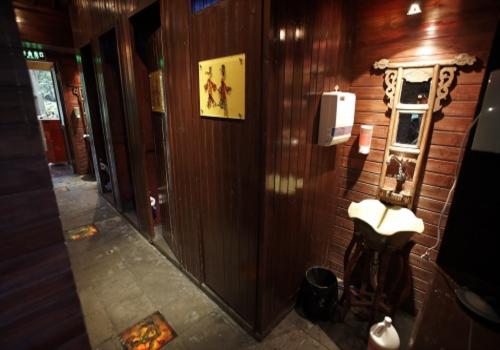 中式主題酒吧設(shè)計(jì)新理念 杭州荷喜酒吧設(shè)計(jì)效果圖欣賞