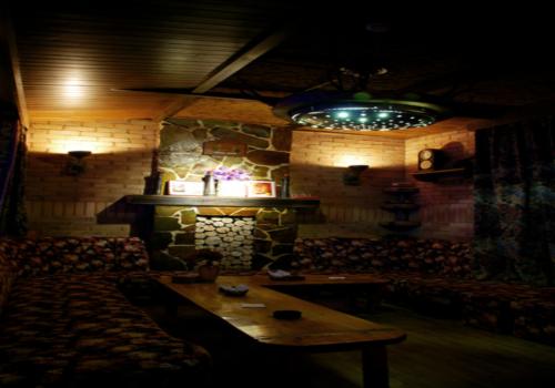 歐美鄉(xiāng)村風(fēng)格酒吧設(shè)計(jì)　　　哈爾濱洛克凱賓酒吧設(shè)計(jì)欣賞