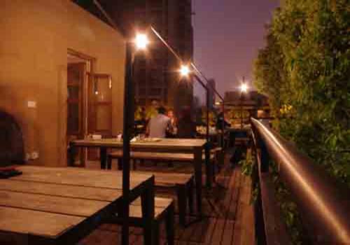 個性小酒吧設計的典范 Café Sambal酒吧設計效果圖欣賞