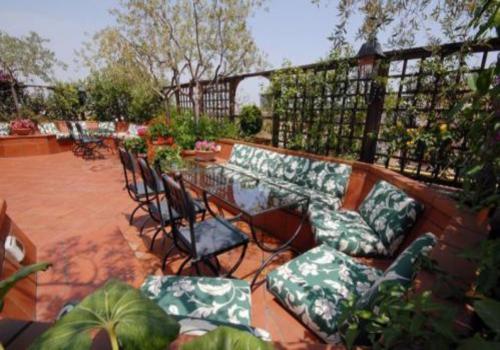 Ｔｈｅ?。遥铮铮婢瓢稍O(shè)計　　想你所想的時尚酒吧設(shè)計