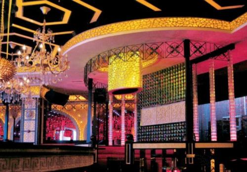 富麗堂皇的昆都MIX慢搖吧設(shè)計(jì)