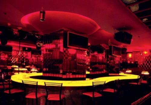 富麗堂皇的昆都MIX慢搖吧設(shè)計(jì)