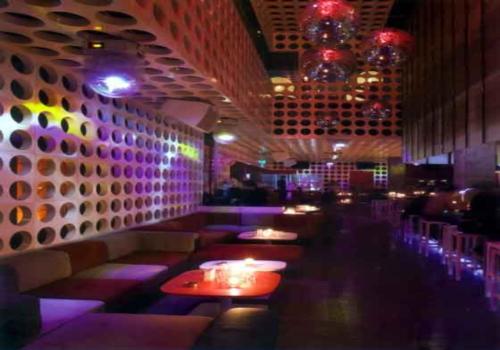 大膽的酒吧設(shè)計風(fēng)格領(lǐng)風(fēng)騷 穆斯酒吧設(shè)計效果圖欣賞