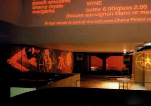 國(guó)外酒吧設(shè)計(jì)薈萃 櫻桃醬酒吧設(shè)計(jì)圖片欣賞