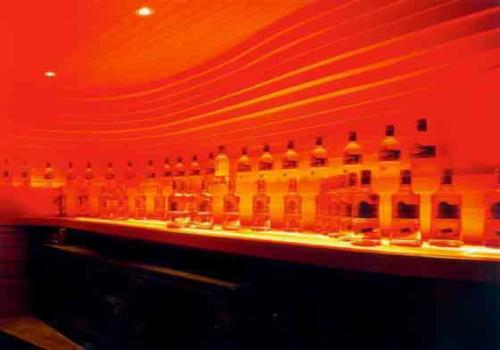 “頌”酒吧設(shè)計帶來音樂快感 音樂酒吧設(shè)計說明