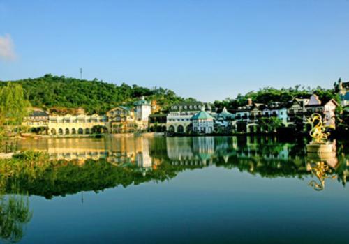 東部華僑城茵特拉根礦泉SPA會(huì)所設(shè)計(jì)