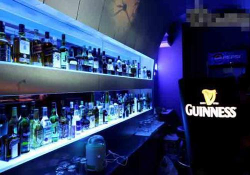 汽車主題酒吧設(shè)計(jì)引領(lǐng)時(shí)尚 國(guó)內(nèi)最潮的酒吧設(shè)計(jì)欣賞