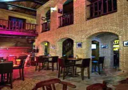 貝斯酒吧設(shè)計(jì)中的建筑藝術(shù) 不著痕跡的音樂(lè)酒吧設(shè)計(jì)欣賞