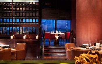 酒吧設(shè)計(jì)與個(gè)性親密接觸 接觸吧酒吧設(shè)計(jì)效果圖欣賞