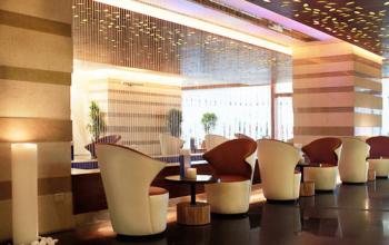 酒吧設(shè)計(jì)與個(gè)性親密接觸 接觸吧酒吧設(shè)計(jì)效果圖欣賞