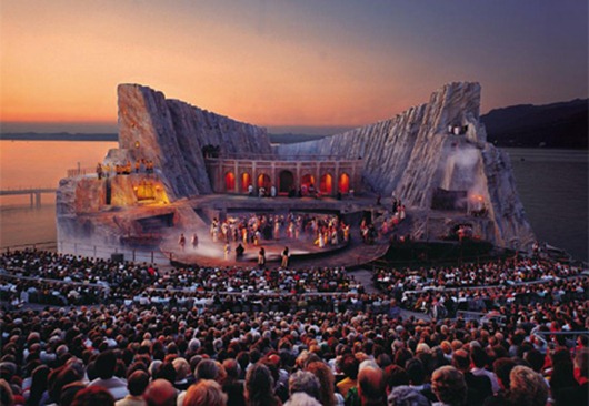 令人世人驚奇的歌劇舞臺(tái)設(shè)計(jì)效果圖片