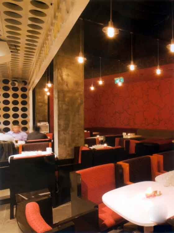 穆斯酒吧設(shè)計(jì)圖 戲劇化的酒吧設(shè)計(jì)空間