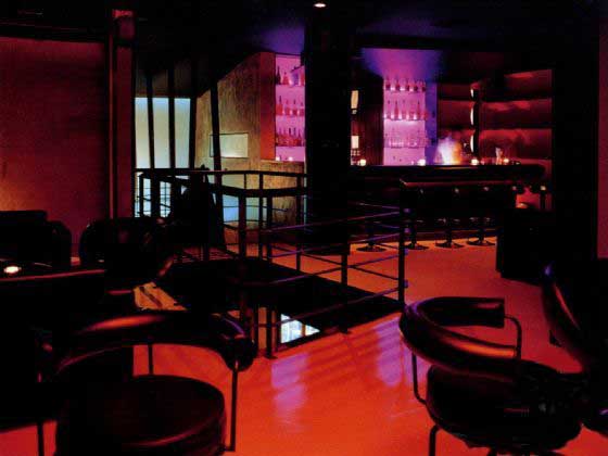 國(guó)外酒吧設(shè)計(jì)說明 曼谷酒吧設(shè)計(jì)展現(xiàn)設(shè)計(jì)新標(biāo)準(zhǔn)