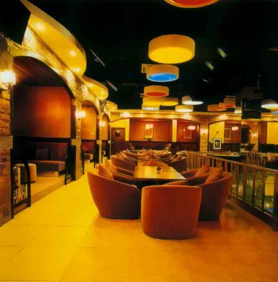 深圳22藝術(shù)區(qū)原點酒吧主題酒吧設(shè)計圖欣賞 http://www.m.fulangshop.com/jbsj/