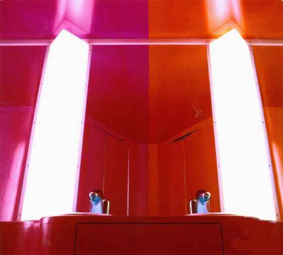 酒吧設(shè)計女性化格調(diào) Supergeil酒吧設(shè)計圖欣賞