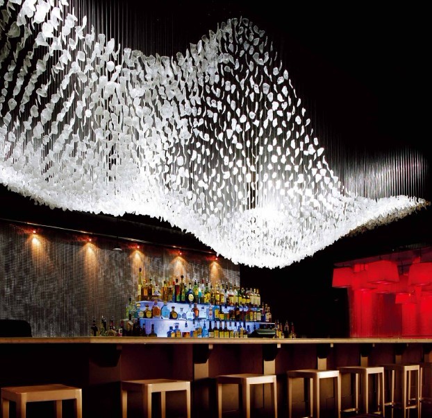 別具一格的 美國210 North夜總會設計