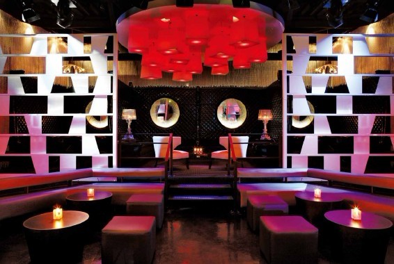 別具一格的 美國210 North夜總會設計