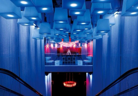 別具一格的 美國210 North夜總會設計