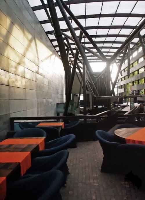 Maccaroni酒吧設(shè)計(jì) http://www.m.fulangshop.com/jbsj/