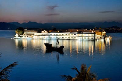 湖泊傳奇 印度烏岱浦爾湖上皇宮酒店設(shè)計(jì)欣賞