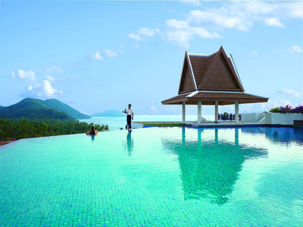 坐擁美景與奢華 泰國蘇梅島班達靈巖洲際酒店設(shè)計欣賞