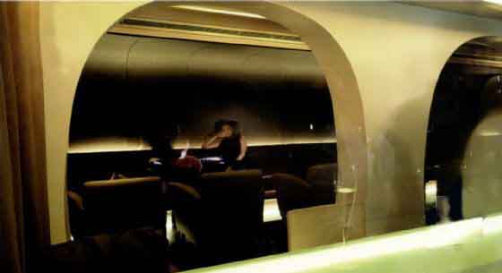 國(guó)外酒吧設(shè)計(jì)圖欣賞 酒吧空間中的科技魅力