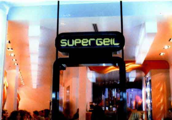 國外酒吧設(shè)計(jì)圖欣賞 supergeil酒吧設(shè)計(jì)惹人愛