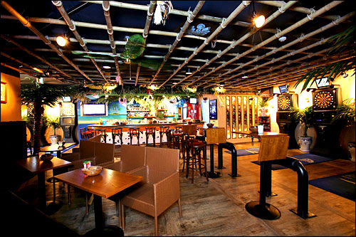 飛鏢運(yùn)動(dòng)主題酒吧設(shè)計(jì)圖欣賞