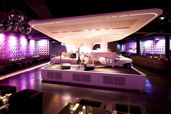 紫色個(gè)性酒吧設(shè)計(jì)迷情  阿爾貝蒂娜酒吧設(shè)計(jì)圖欣賞