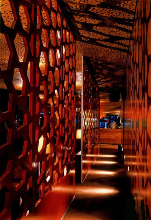 閣樓和第八平房酒吧設(shè)計(jì)圖欣賞