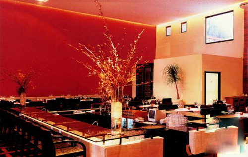 烈色火焰   設(shè)拉子葡萄酒酒吧設(shè)計(jì)圖欣賞