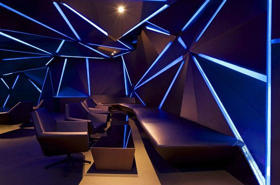 前衛(wèi)時(shí)尚空間  印度海得拉巴碳酒吧設(shè)計(jì)圖欣賞