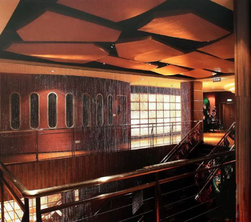 紅色妖嬈  愛琴海特色酒吧設(shè)計(jì)圖欣賞