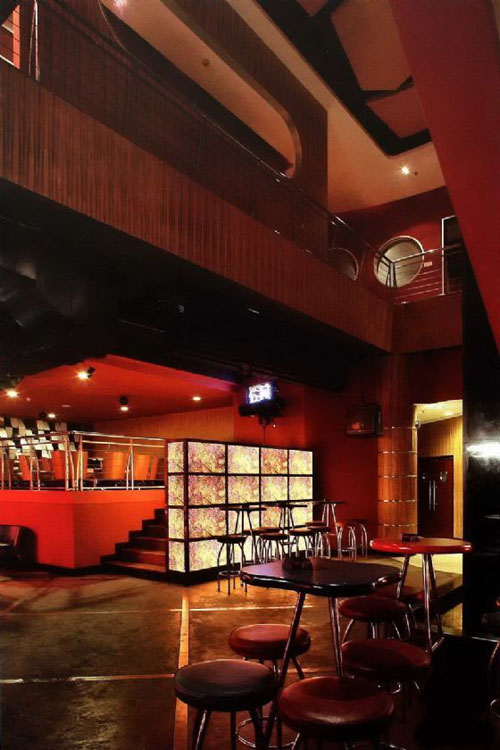 紅色妖嬈  愛琴海特色酒吧設(shè)計(jì)圖欣賞
