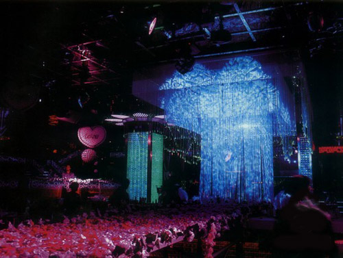 個性酒吧設(shè)計流光溢彩　　成都菲兒俱樂部酒吧設(shè)計圖欣賞