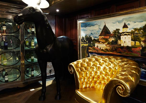 紅酒會所設(shè)計(jì)效果圖