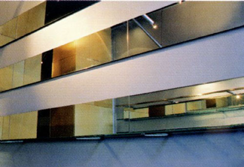 最受歡迎的Vinica 自助小酒吧設(shè)計(jì)圖欣賞