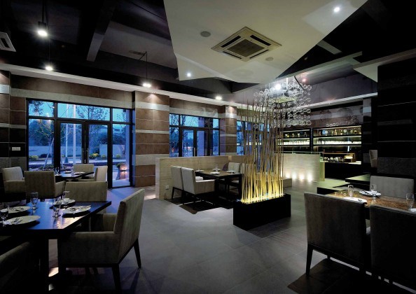餐飲會所設(shè)計效果圖