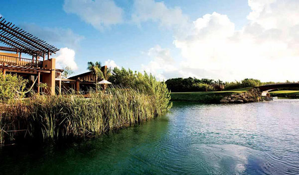 頂級度假酒店設(shè)計 自然與奢華相融的別墅式酒店設(shè)計