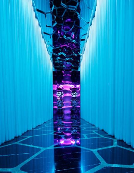 最具娛樂色彩的特色酒吧設(shè)計圖欣賞