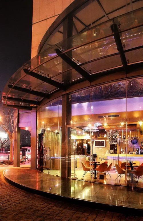 解讀VIENI酒吧設(shè)計(jì) 小清新風(fēng)格酒吧設(shè)計(jì)說(shuō)明