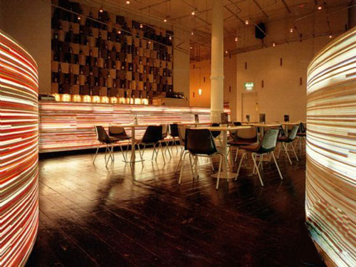 小型酒吧設(shè)計(jì) 國外創(chuàng)意酒吧燈光設(shè)計(jì)圖欣賞