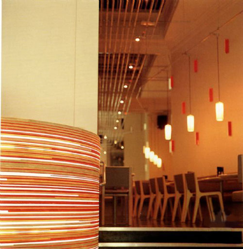 小型酒吧設(shè)計(jì) 國外創(chuàng)意酒吧燈光設(shè)計(jì)圖欣賞