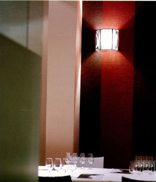 國外小酒吧設(shè)計(jì)欣賞 懷特酒吧設(shè)計(jì)圖