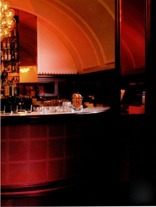 絢麗酒吧燈光設(shè)計(jì)效果圖 Nektar小酒吧設(shè)計(jì)欣賞